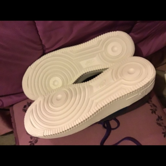 Nike airforce LV8 - Picture 7 of 8